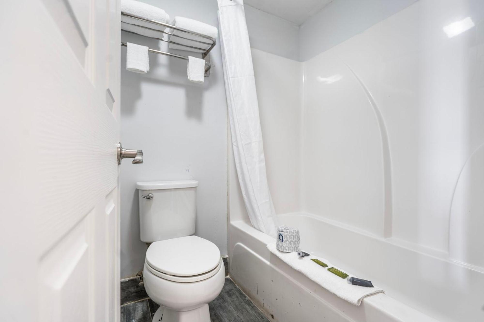 Budgetel Inns & Suites Augusta Downtown 706-945-1238 Extérieur photo